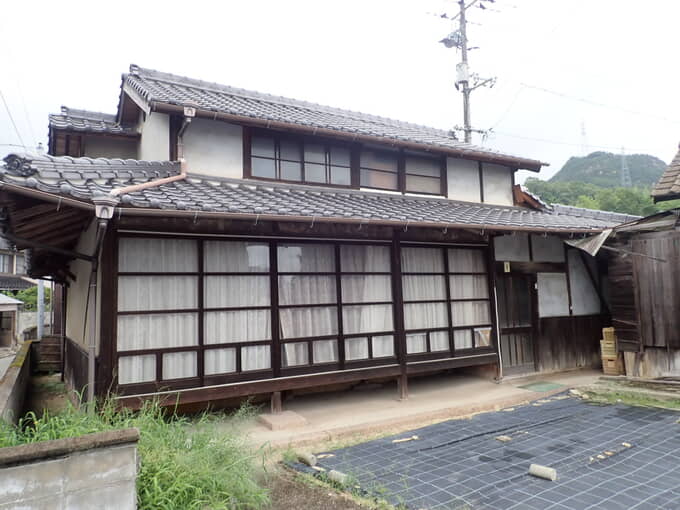 竹原市 147 歴史の残る古民家物件 昔ながらの和室造りの間取りが味わいのある物件。離れ有り。