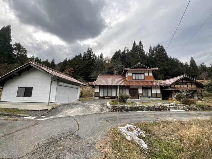 【北広島町507】主屋の室内・水廻りリフォーム済！ゆったり7DK！