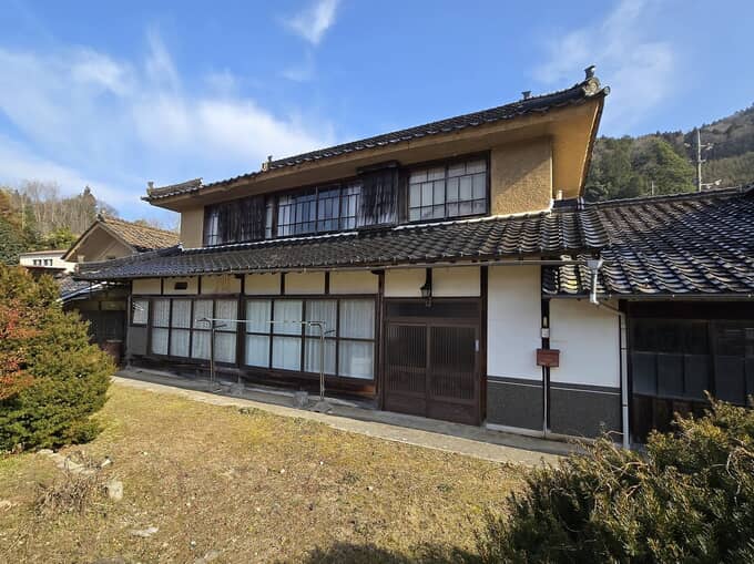 世羅町6-12　田畑に囲まれた山間の家